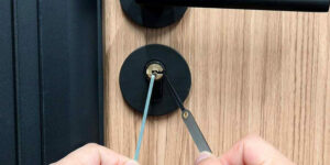 How to Pick a Door Knob Lock - Trinity and Sons Locksmith